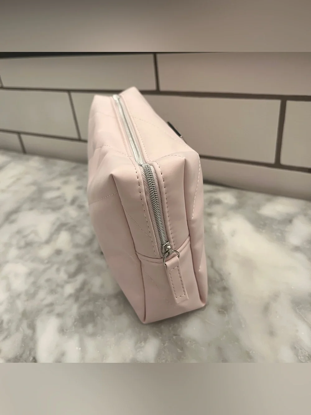 Kylie Cosmetics Matte Lip Kit Duo + Branded Travel Bag - BETTER NOT POUT (103)
